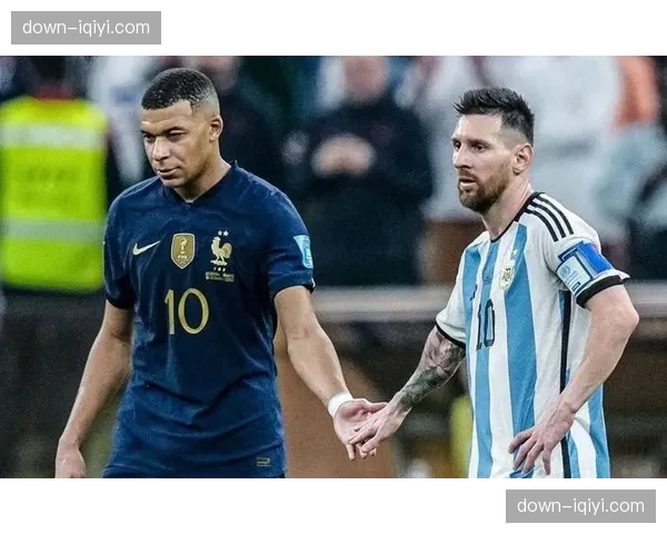 姆巴佩专访：谈现代足球对攻防转换速度的极致要求